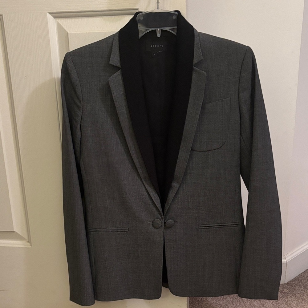 Theory Charcoal Blazer Black Lining